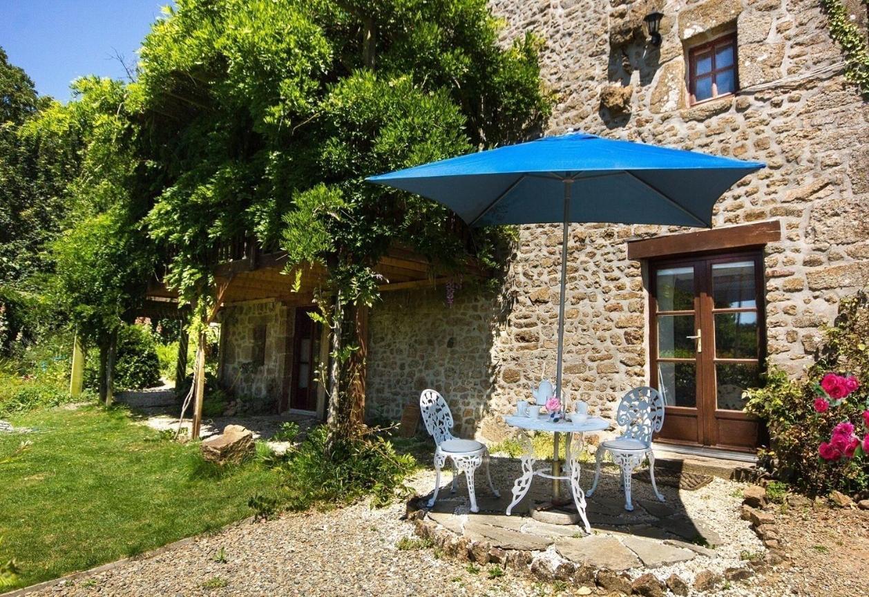 Bed and Breakfast Les Quatre Siecles Herce Exterior foto